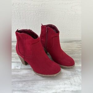 Old Navy Womens Size 6 Burgundy Red Faux Suede Cowgirl Bootie SideZip Block Heel